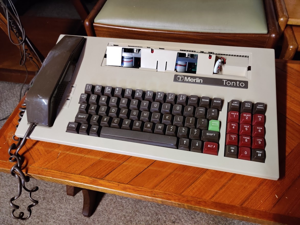 Merlin Computers Merlin Tonto (1985) – Revival Props