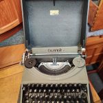 Oliver_Typewriter.jpg