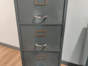 Filing Cabinet - Grey (Chrome Handles) 4 Drawer
