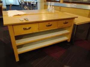 KItchen Bench Unit - Freestanding - Varde