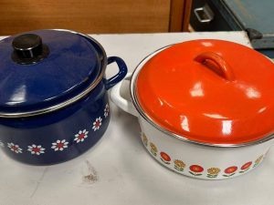 Stockpots - Blue and Red&White (1970s)